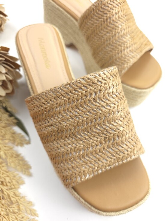 Magnolia Shoes - Woven Straw Platform Slide Sandals - Natural SZ 6½ M